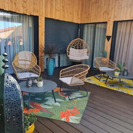 Appt Terrasse Dans Demeure De Charme Appartement